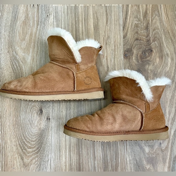 Fireside by Dearfoams Perth Genuine Shearling Fold-over Boot Slipper Size 7.5 - Picture 3 of 5